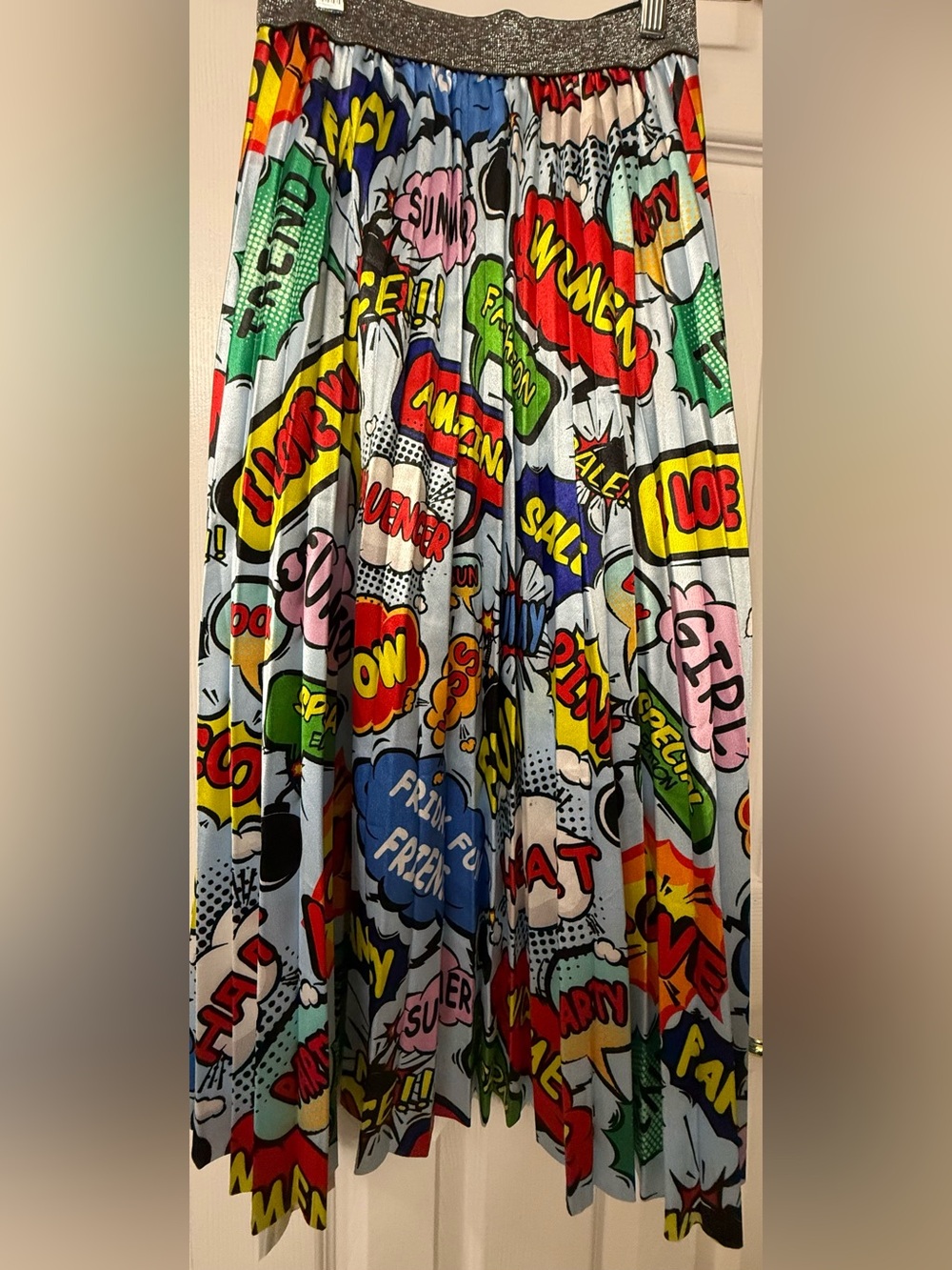 Muy muy fun comic style graphic Pop Art Pleated Midi Skirt - Multi